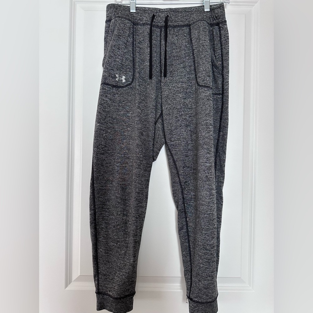 Joggers with pockets